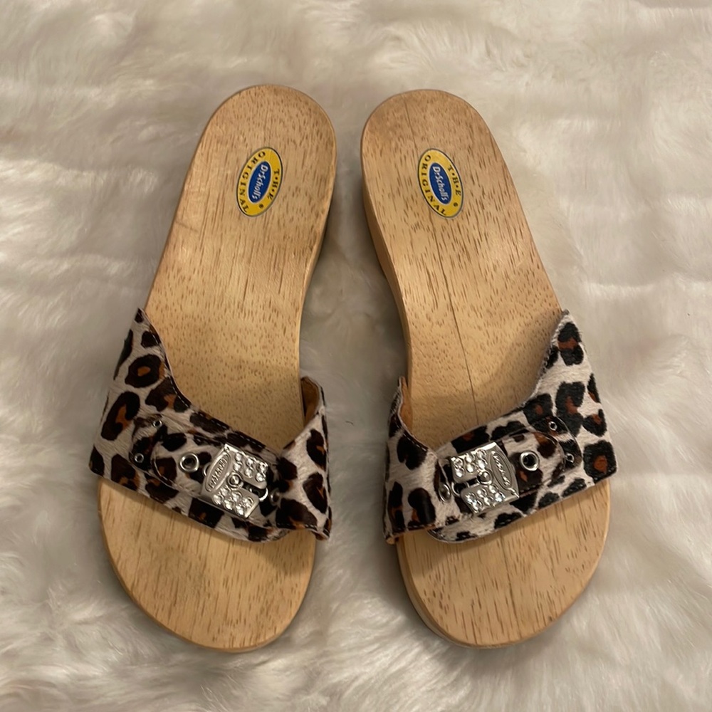 Dr. Scholl’s Wooden Sandal Mule Clogs in Leopard Print